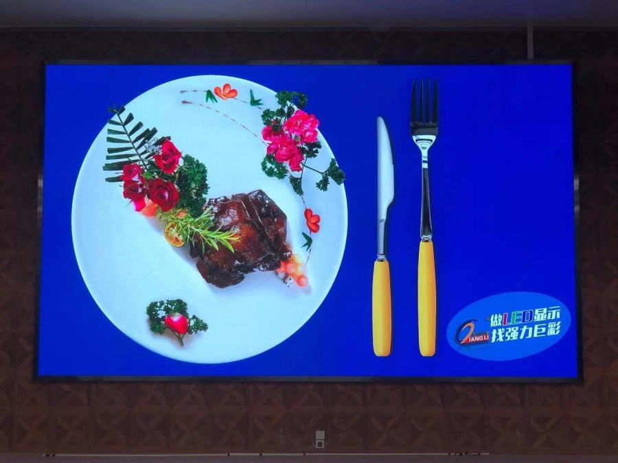 室內(nèi)p2.5，尺寸：5.44X3.2